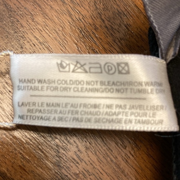 Unique Shawl/Vest - Picture 12 of 15